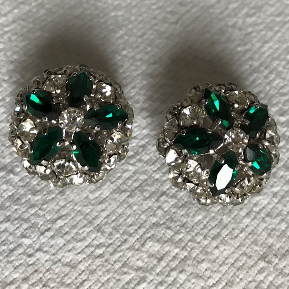 Vintage Rhinestone Emerald and Diamond Earrings - Picture 4 of 8